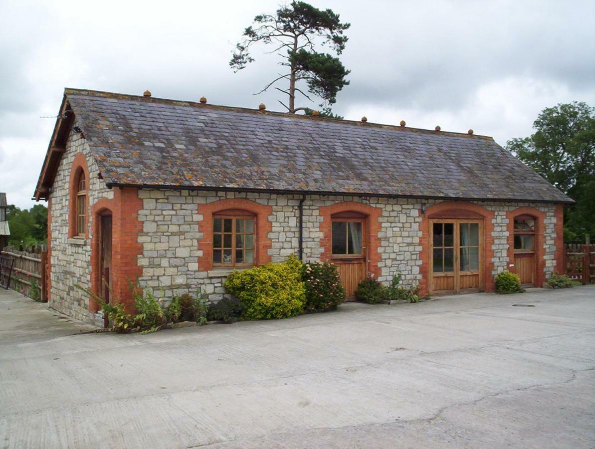The Stables Villa South Barrow Exterior photo